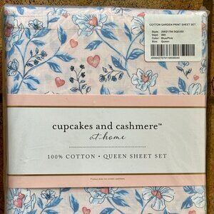Cupcakes and Cashmere Floral Garden QUEEN Size Cotton Sheet Set (soft pink bkgd)